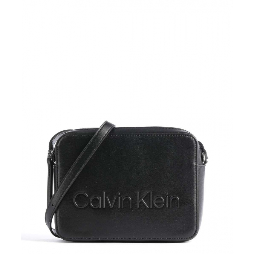 CALVIN KLEIN BOLSO K60K610180 Negro