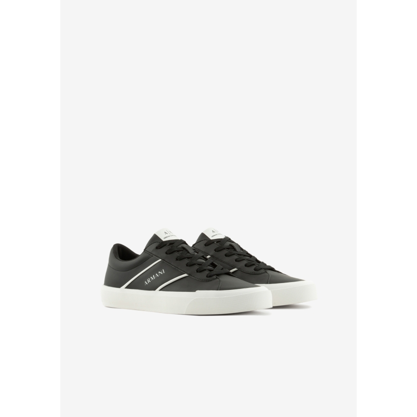 AX Armani Exchange ZAPATILLAS XUX165XV758 Negro