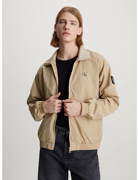 CALVIN KLEIN Cazadora bomber de nailon estructurado BEIGE